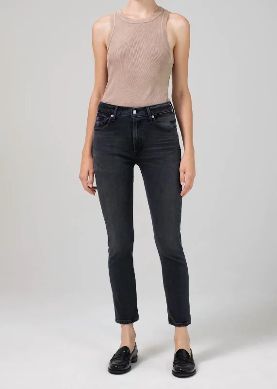 Ella Mid Rise Slim Crop Jean In Organic Film Noir